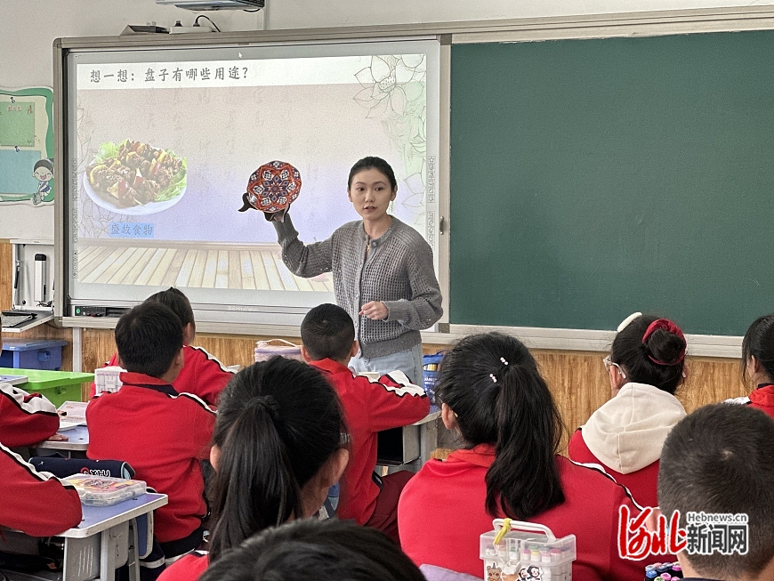 裕华区小学领导最新概览