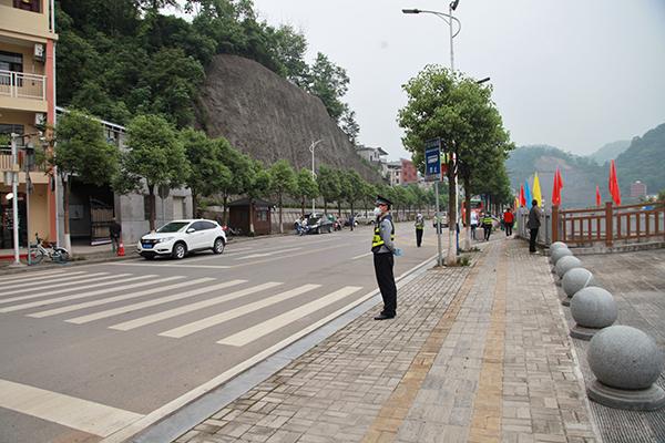 长阳土家族自治县初中最新动态报道